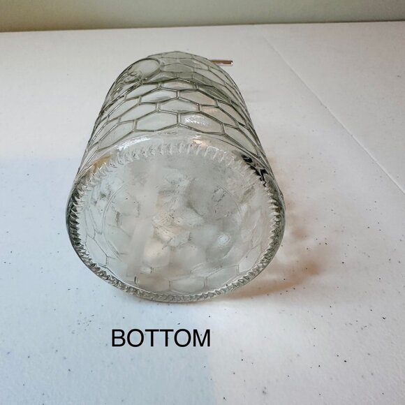 Honeycomb Pattern Glass Soap Dispenser With Bee Design - Bee Soap Dispenser - Picture 5 of 6